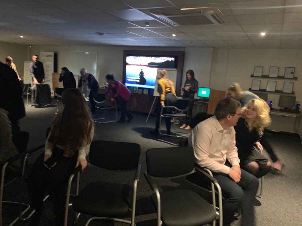 johnrice_john's tweet photo. A fabulous turnout #U2DreamTeam #eractimetotalk at our #TimeToTalkDay this morning. https://t.co/VbuJXT9lEI