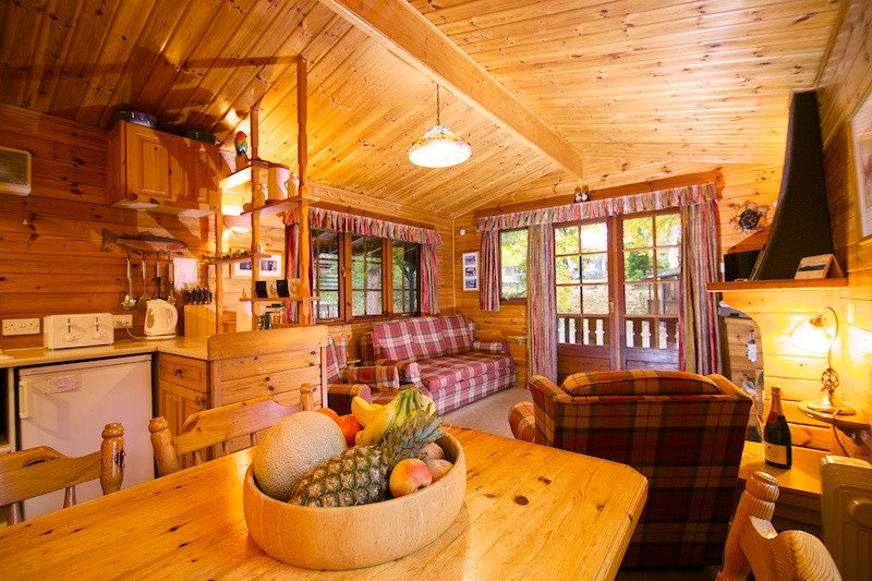 GreatNorthLodge's tweet photo. Twa Hoots Lodge (sleeps 4)
15th - 21st Feb, 6 nights, £399
Weekend stay also available, £249
https://t.co/4VKl6aDJrc
#TimberCabin #Aviemore #Cairngorms #Scotland #weekend #Februaryschoolholidays https://t.co/ptiAyQsg7s