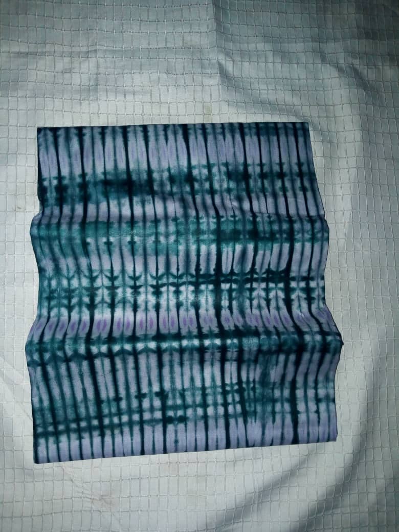 Omotawler's tweet photo. @BUBLAGOS @I_pissVodka @ani_nomso @UcheDandyMUFC @sahon_A @Sandymonajj @prinzgbemi @Greeezywill @MrTybaba @olusola__ @SemiloooreAkoni Got Àdìre fabrics for you all.

You can include it in your valentine package for the boo.

Price: N4000, N4500, N5000, N6000, N7000. 5yards or 6yards. 

Location: Lagos. Delivery can be made nationwide.

Send a DM to see more fabrics &amp; order 😉. https://t.co/2nuiKvU1US