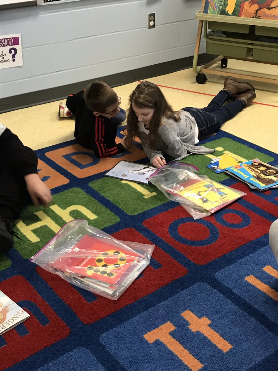 StPierreKinders's tweet photo. Yesterday the wonderful fifth graders  came to read to our kinders! #workingtogether @WTBobcats https://t.co/OSDiUutG7R