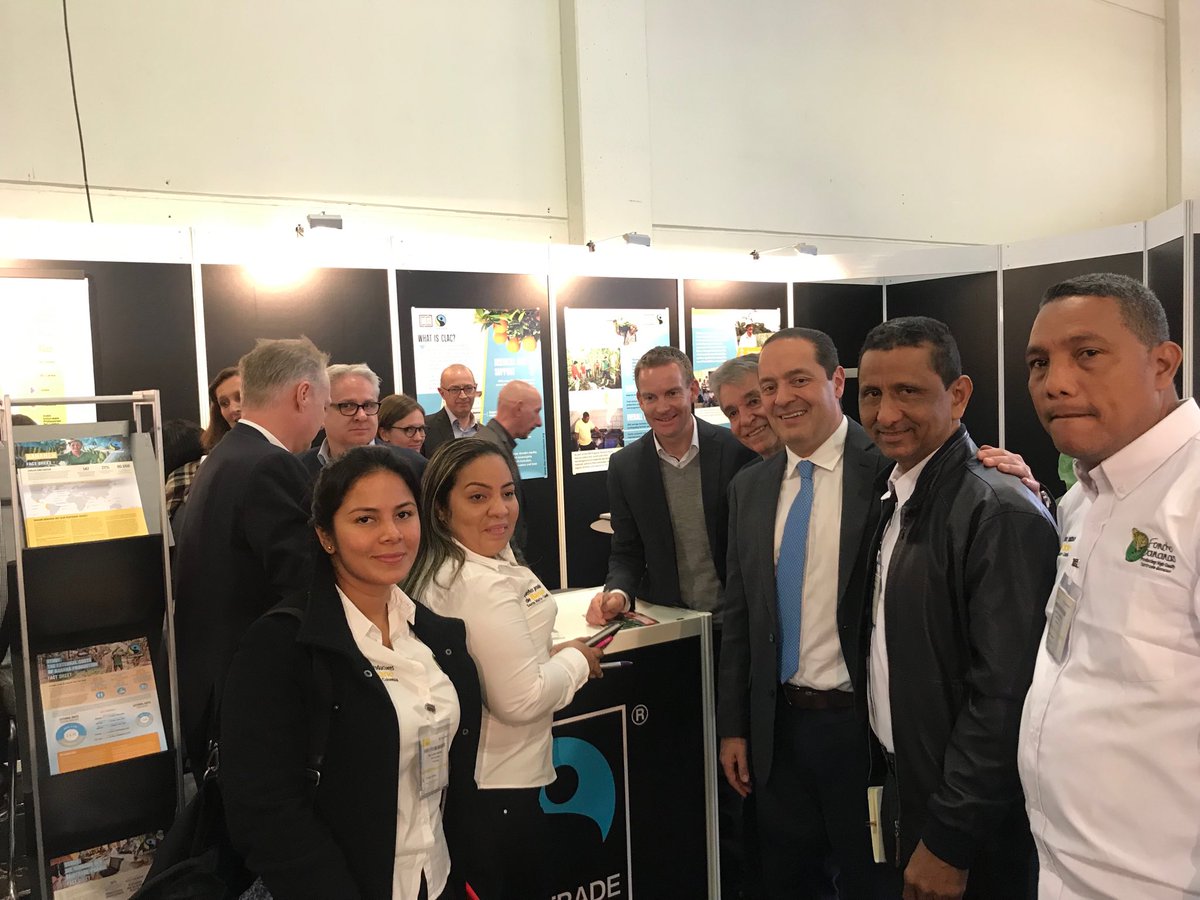 ldmonsalve's tweet photo. Banano Fairtrade de Santa Marta a Europa! BanaRica y Asocoomag (pequeños productores) https://t.co/uUbdQ4wXOX