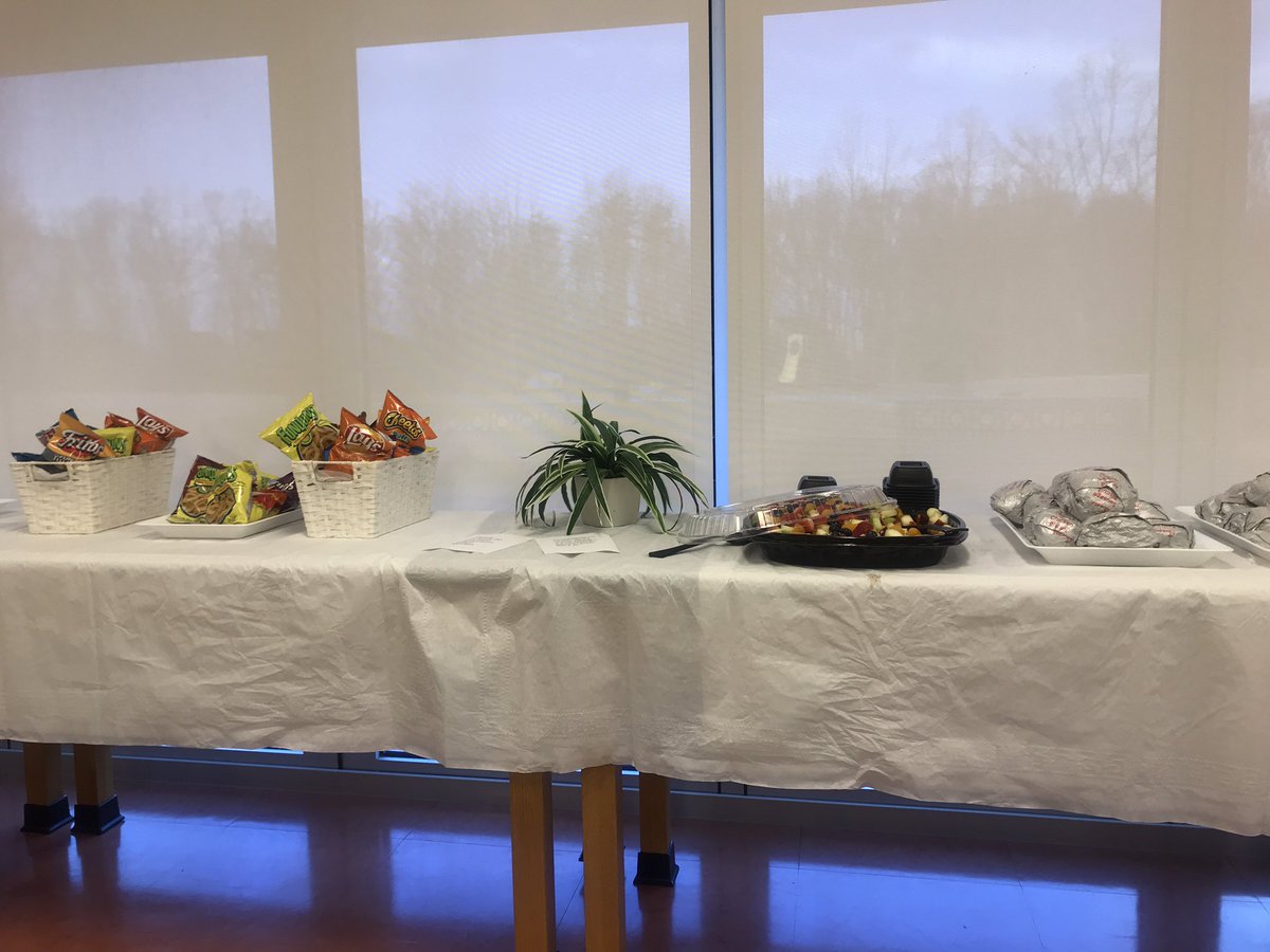 Awesome morning at McNair Elementary School with Principal Dr. Tina Johnson and the Principals from learning area 2 in GCS!! <a href="/DarcyDKemp/">Darcy Kemp</a> <a href="/MarchKendra/">Kendra March</a> @tsayurijohnson