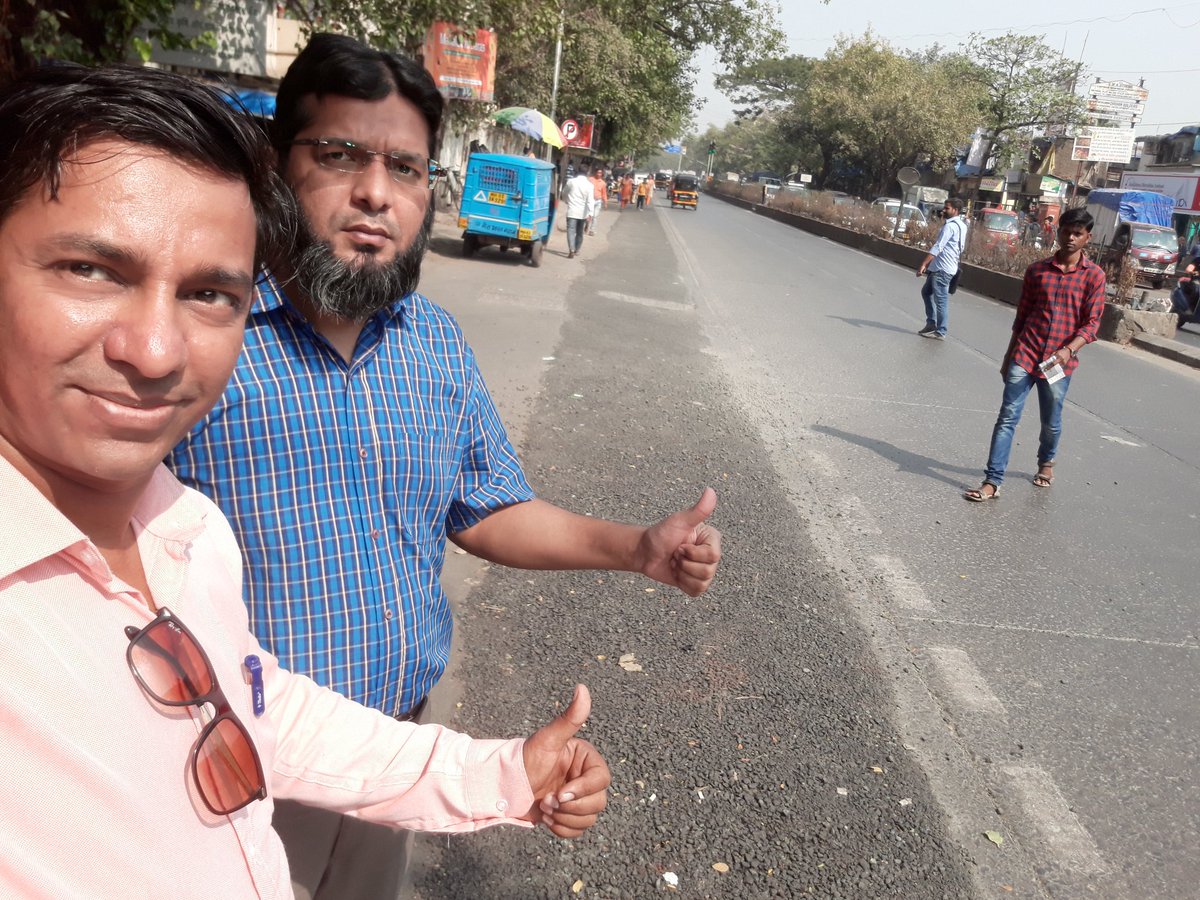 PotholeWarriors's tweet photo. #LifeBuzz 
To make a change we hv to make hands dirty n actually come on Ground n fix d problems
 it's not window Shopping &amp; Surfing online.
No selfie
No drawing &amp; art making.
No slogans &amp; protest..
No pic data collections.
 Simply resolving d Issues instantly 
#PotholeWarriors https://t.co/Xr0QmIhP6W