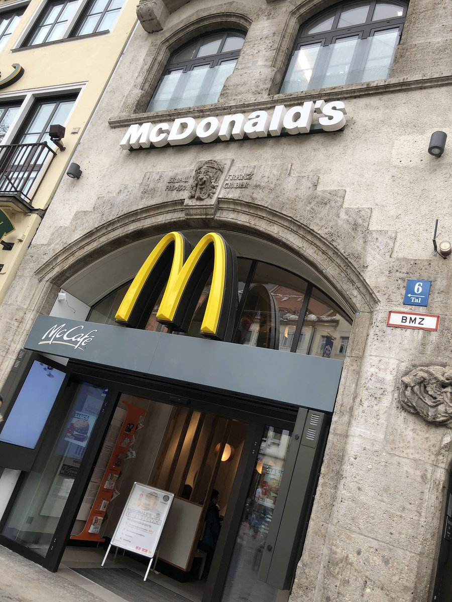 MatthewSnow777's tweet photo. Wichtigstes Gebäude, zumindest jetzt! @McDonalds #münchen #imtal https://t.co/N44FieF9lf