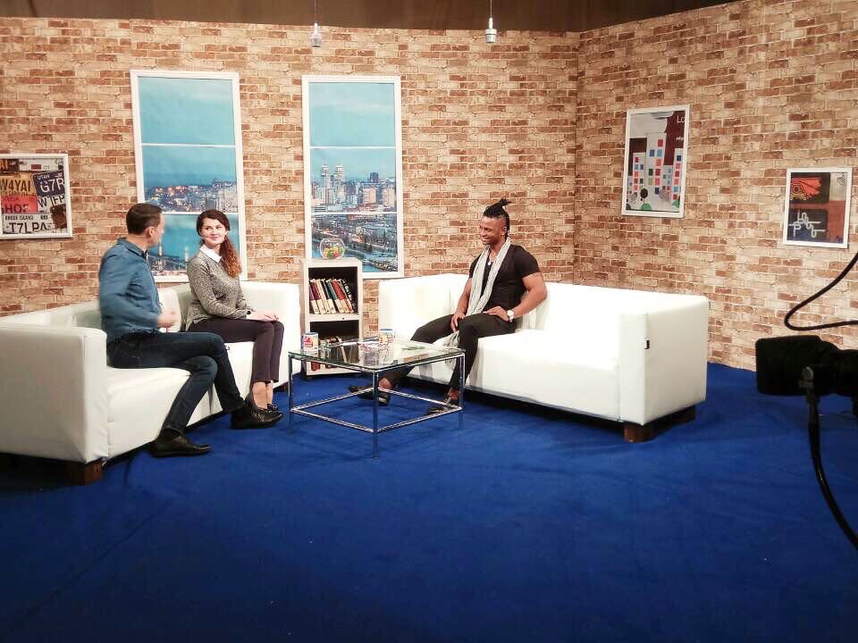 zeaugushto's tweet photo. Entrevista sobre a relação entre a moda e desporto no canal51 #dnipro #ukraine #model #fashion https://t.co/KOlqfI4mys