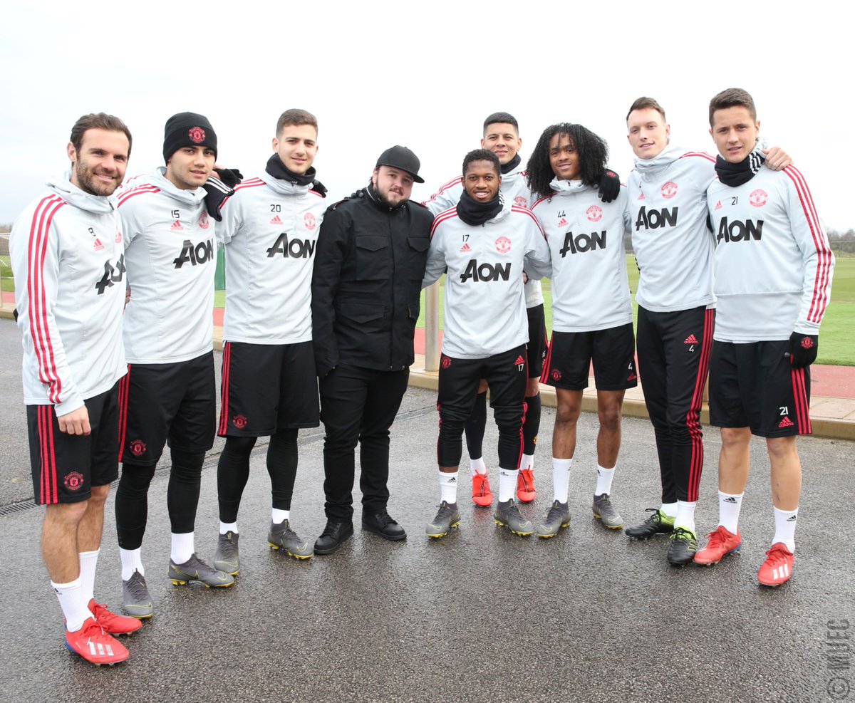 ManUtd's tweet photo. Battling White Walkers < meeting #MUFC! 😜 https://t.co/oXZP3uPEuI