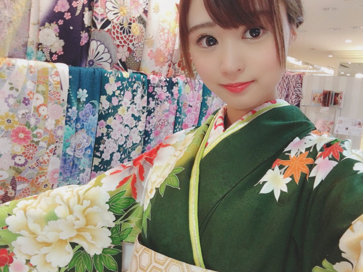 お久しぶりです！😊✨
今日は協賛で賞を頂きましたモリノブライズ株式会社様の川崎の店舗フォトスタジオメゾン様にお邪魔してきました😌🌷
3月下旬に鎌倉で撮影をする時の着物を選んできました！！
今から3月の撮影がとっても楽しみです♥️
皆さん楽しみにしていて下さい～🐰💓