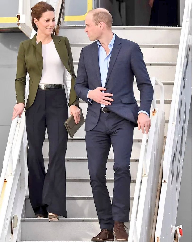 hrhcathwales's tweet photo. Queen of Blazers💖😊
#DuchessofCambridge #FutureQueenCatherine #duchessofkindness #KateMiddleton https://t.co/5rS5G7ZjaQ
