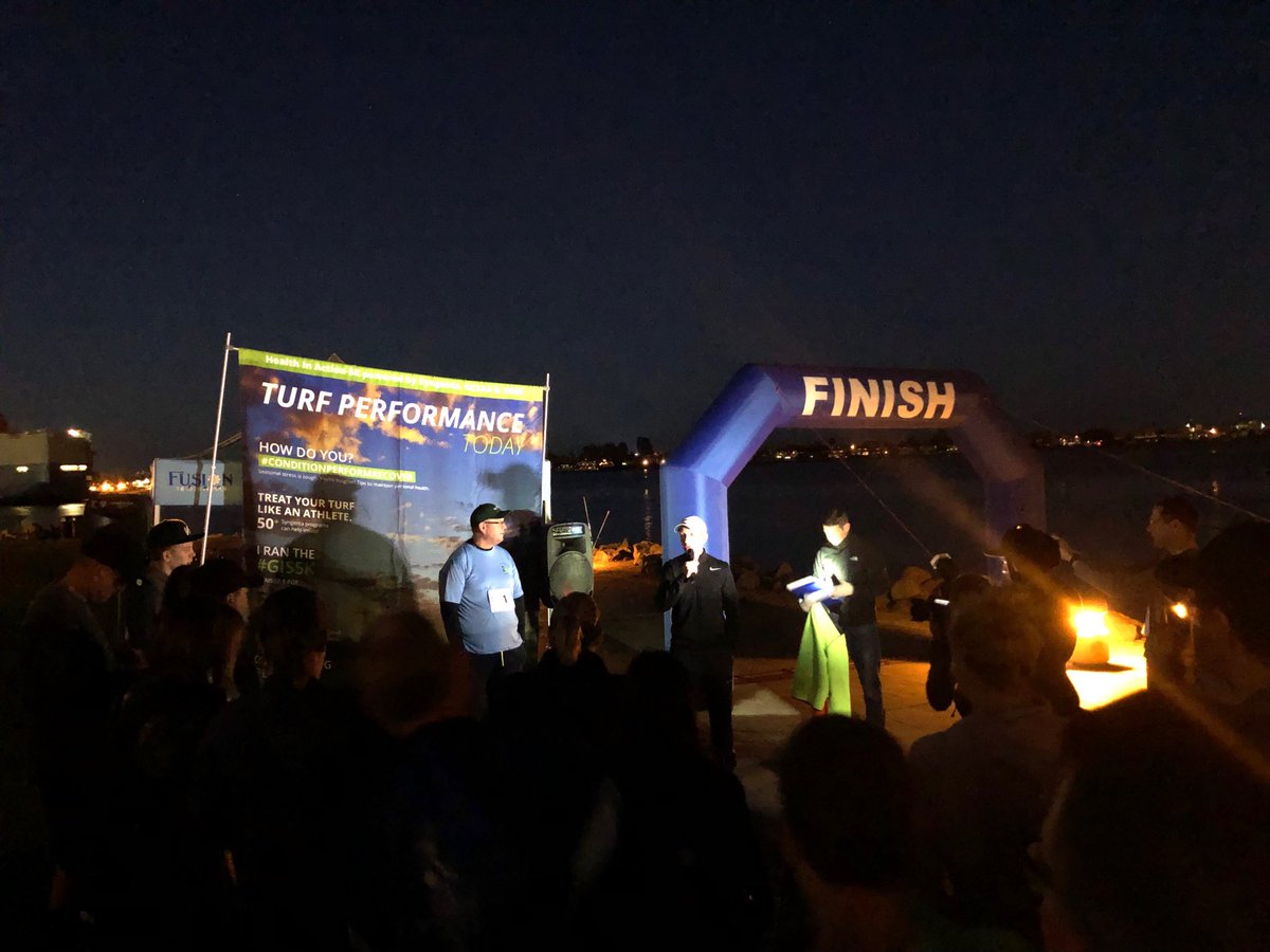 RLSwilley's tweet photo. #healthinaction5k Little chilly this morning but looking forward to a fun run! https://t.co/NcFAyjpEK9
