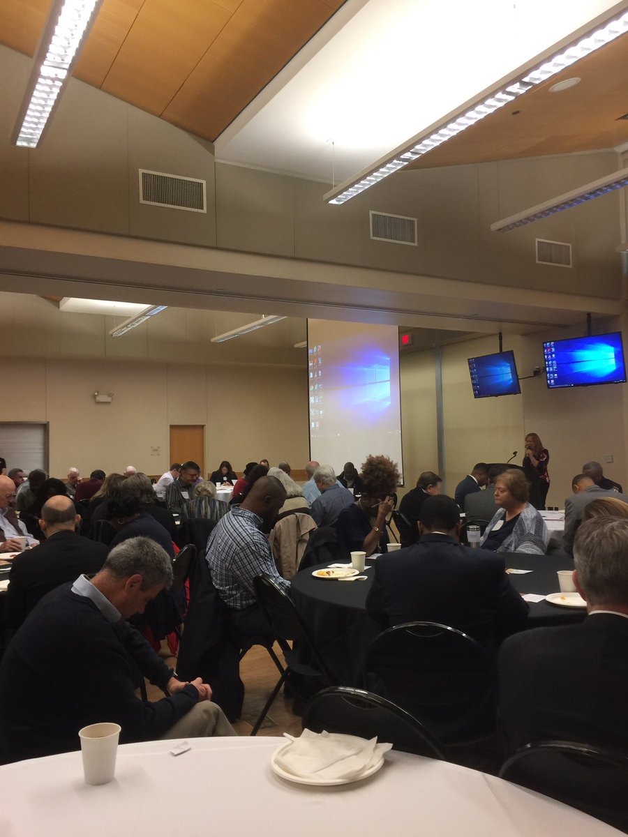 DSOBonner's tweet photo. February Cedar Hill Mayor Prayer Breakfast. @Dallas_Sheriff @DSORowe    #DallasSheriffOffice#networking#collaboration https://t.co/wE7xxRITa5