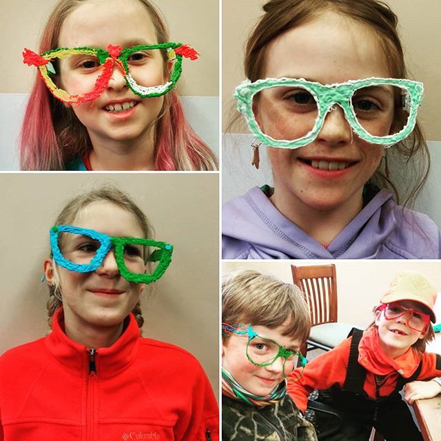 haliburtonmakes's tweet photo. 3D doodling adventures continued yesterday @haliburtoncpl Minden Branch. This troop of Makers are proudly showing off their creations. We've already begun plotting the next project so stay tuned.

#communityofmaking #librarymakerspace #3ddoodler #3dprint… https://t.co/hF4k8CI92D https://t.co/lm1T6REbYh
