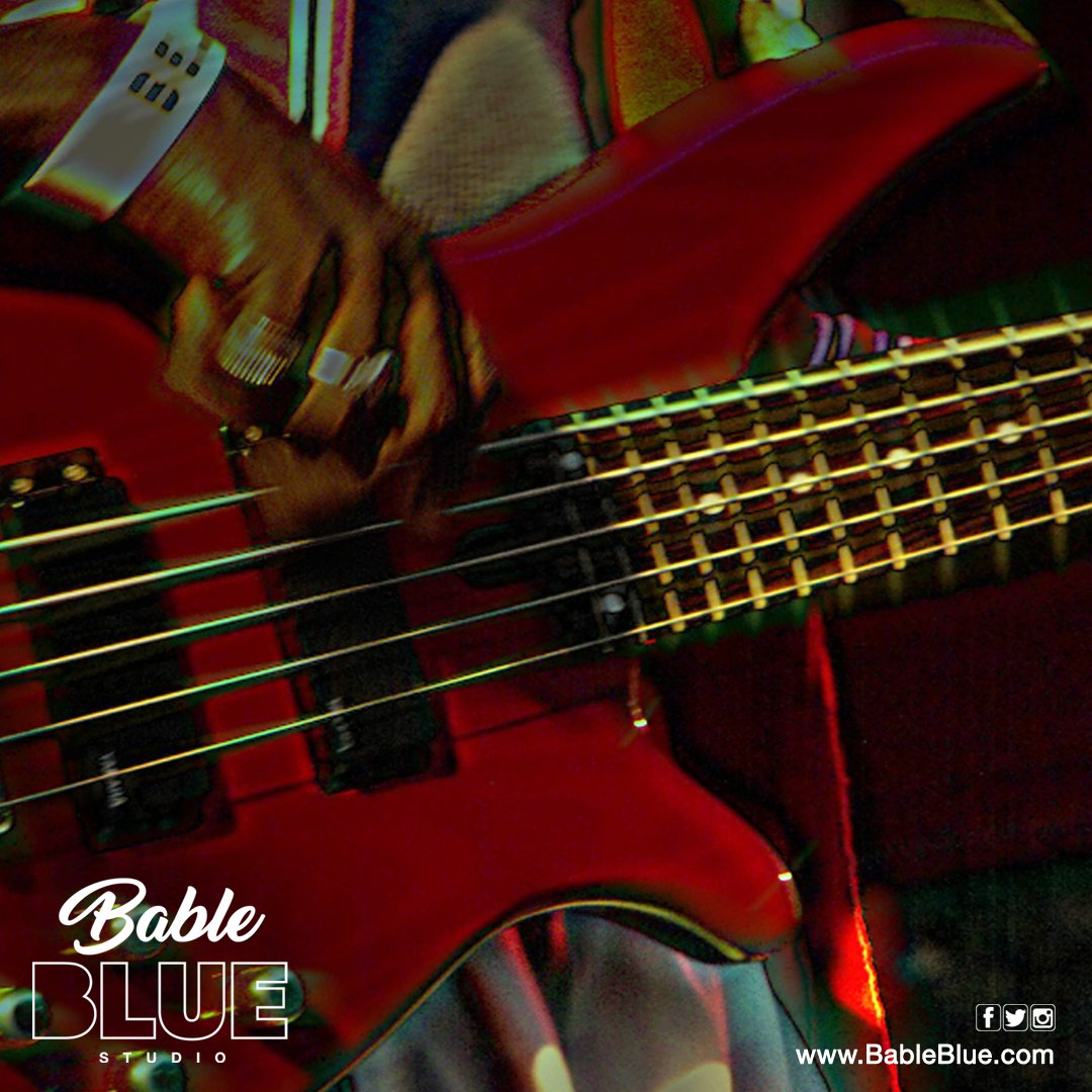 BableBlueStudio's tweet image. Mixing is an art that takes a good ear as well as a well thought out arrangement. We know how important this process is to develop the layers in the song. We handle the technical stuff, so you can focus on recording. 👉bableblue.com DM, call or book on-line now!