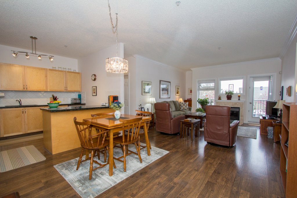 RemaxShilo's tweet photo. Who said condo living means sacrificing space?
112, 11170 30th Street: https://t.co/MptUq3eCTG
#1121117030thstreet
#OurStorey #ShiloStoreywithREMAXfirst #TaraRindflieschwithREMAXfirst #TheShiloStoreyTeam https://t.co/wXExp2mpeh