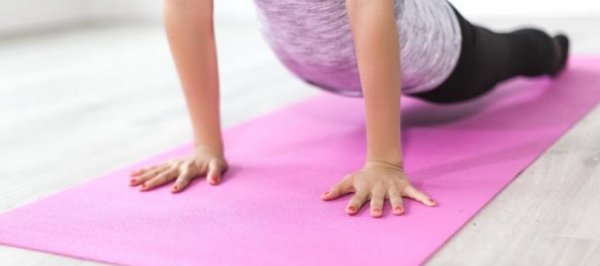 Sport voor vrouwen | Wil jij meer bewegen? Sport dan mee! Iedere vrijdag van 10.00-11.15 uur in de sportzalen aan de Gunninglaan (tegenover de Torenflat in Vollenhove). Kosten zijn €1,00 per keer. Meedoen? Mail dan naar s.belouchi@meanderomnium.nl. [<a href="/MeanderOmnium/">MeanderOmnium: Welzijn in Zeist</a>]