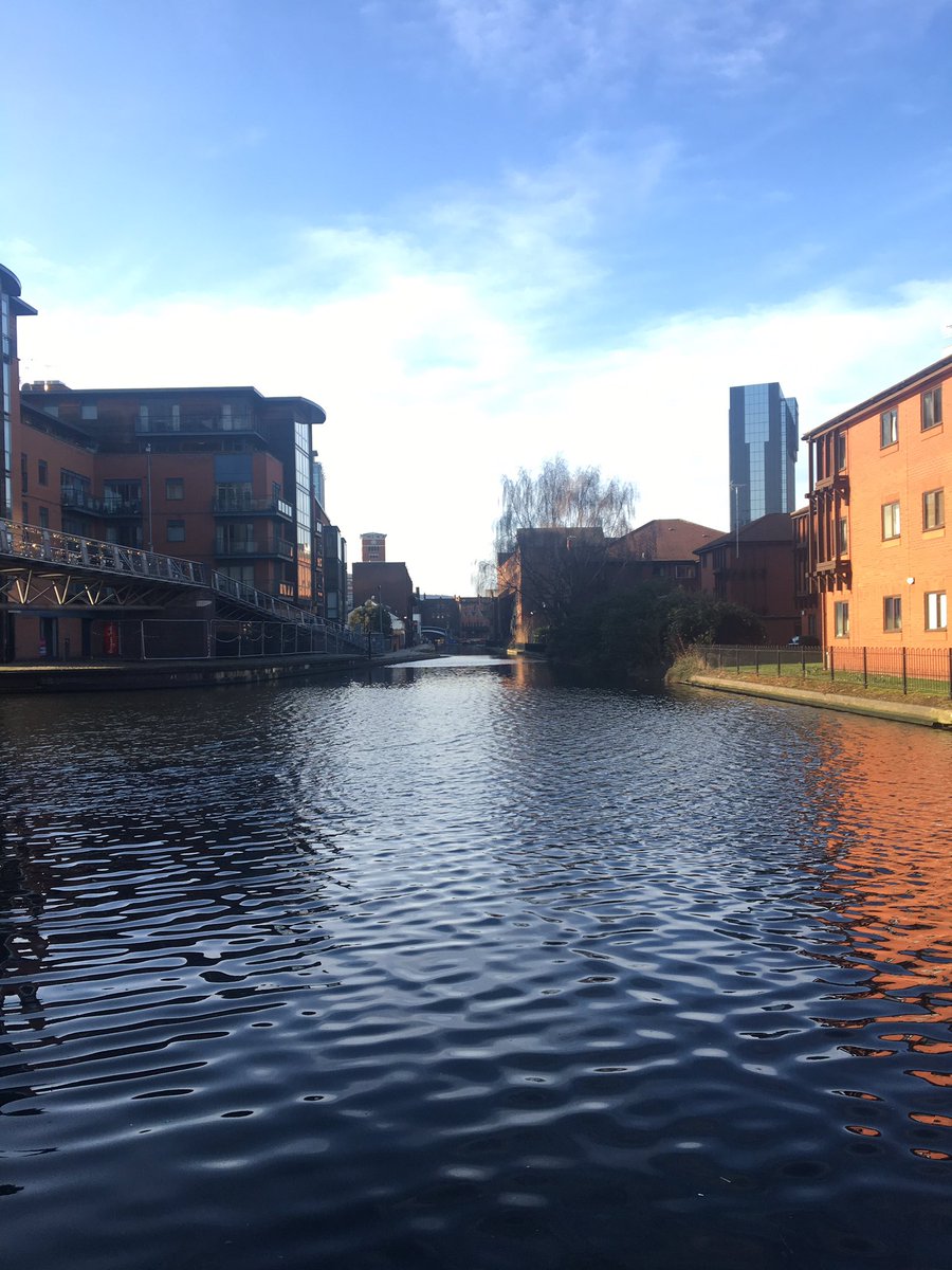 lorribrks's tweet image. Sunset en route home after another #digitalmaternity meeting. #digitalmaturityassessment driving the agenda,  lots of great ideas buzzing round. #empowertheworkforce #nhs #nhsdigital 
#digitaltransformation #digitalmidwife #maternitytransformation #bestjobintheworld