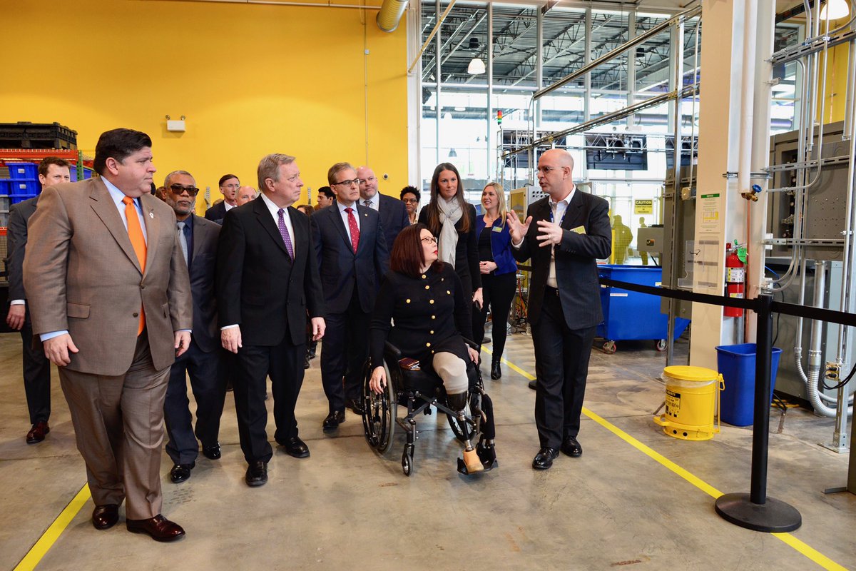 Archive: Mayor Rahm Emanuel tweet media