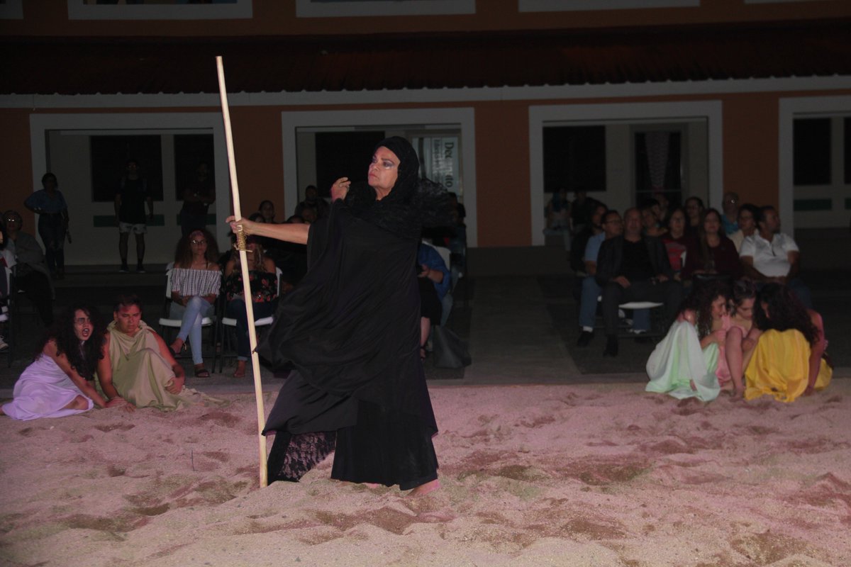 uprenutuado's tweet photo. ¡Exito Total! #UPRU, #UPRUTeatro https://t.co/DdtDYg3Igw