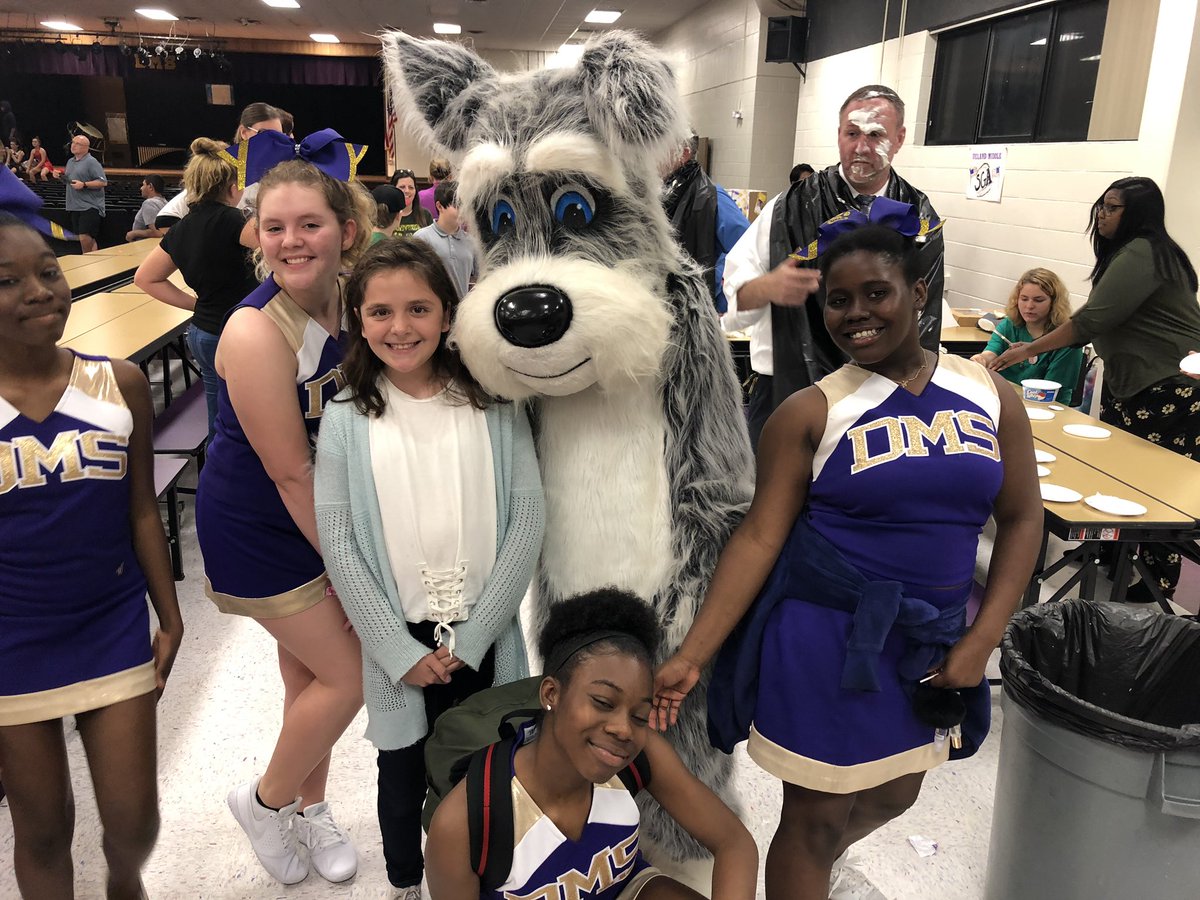 ๐๐๐ง๐๐ข ๐๐๐ฆ๐๐๐ก๐จ (@mendi_camacho) on Twitter photo Thank you <a href="/DeLandMiddle/">DeLand Middle Terriers</a> for great information on all DMS has to offer upcoming 6th graders. <a href="/BrianGoddard17/">Brian Goddard</a> <a href="/R_Mahaney/">Ryan Mahaney</a> <a href="/BolesMonty/">Monty Boles</a> Thank you <a href="/DeLandMiddle/">DeLand Middle Terriers</a> for great information on all DMS has to offer upcoming 6th graders. <a href="/BrianGoddard17/">Brian Goddard</a> <a href="/R_Mahaney/">Ryan Mahaney</a> <a href="/BolesMonty/">Monty Boles</a>