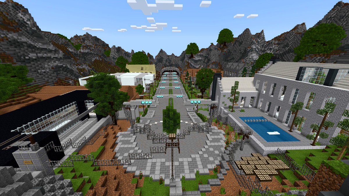 After a 20 months break we’re more than happy to announce that we’re building again! Herefor i show you our first map we created based on sustainable energy!