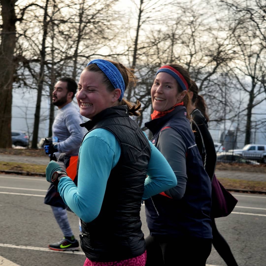 We just can't help but smile knowing the #NYRR #AlGordon4M is two days away!!
.
I'll be a little before Mile 2, runners' LEFT. See you on Saturday!