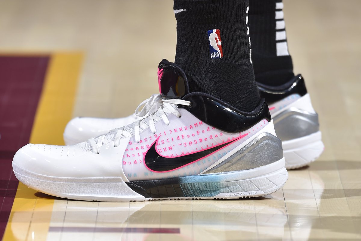 kobe protro 4 pink