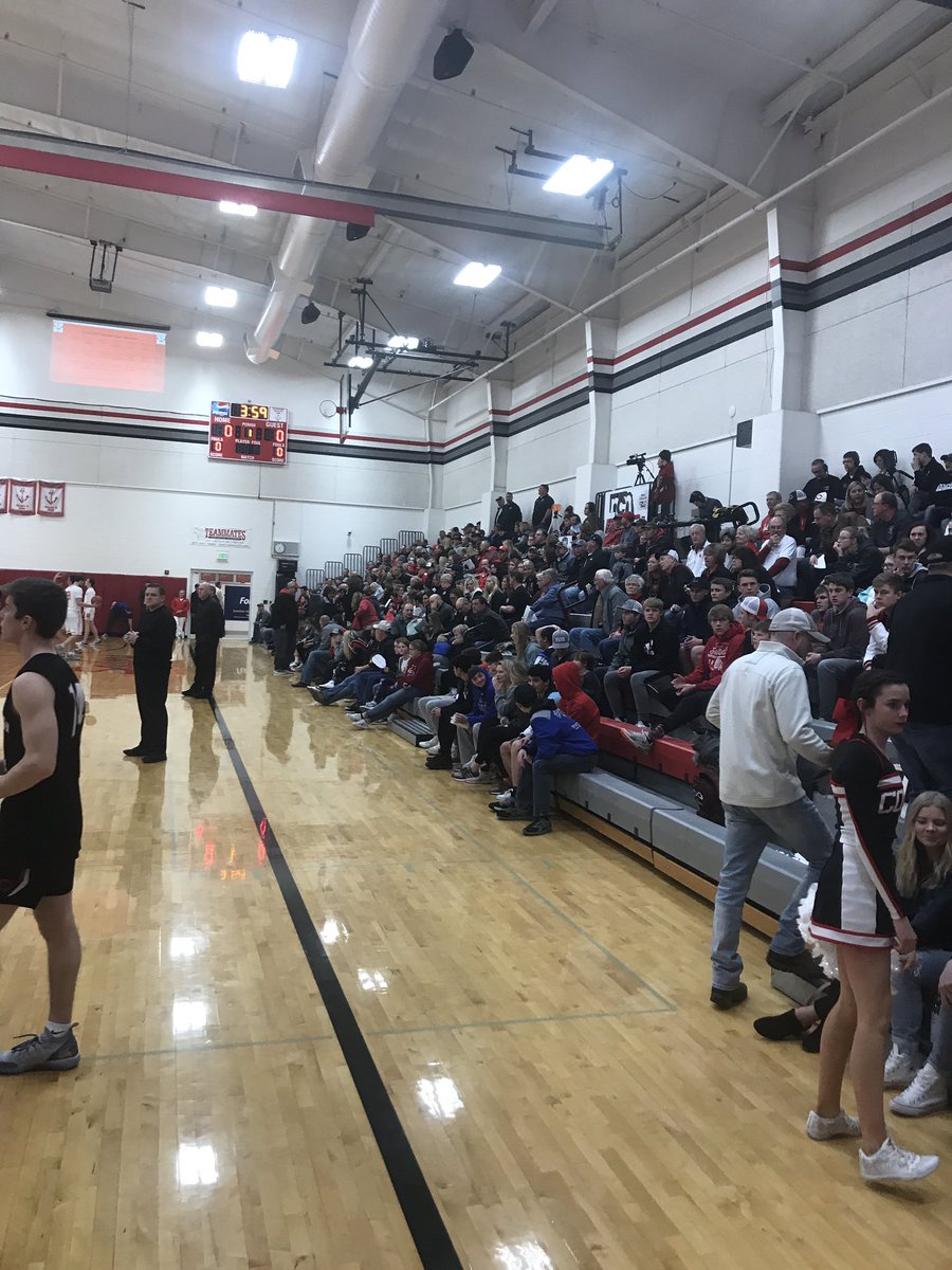 About to tip off at the C1-11 Sub District at Sutherland vs Ogallala! #NEBPreps <a href="/MaxPreps/">MaxPreps</a> <a href="/nsaahome/">NSAA</a>