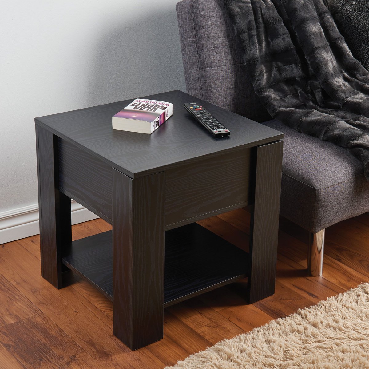 GTboutique's tweet image. NEW ✨

Shop the HomeStyles Lift Top Accent Table for only $69.99. Available at your Giant Tiger store or online at bit.ly/2ttFsoL. Available in black and natural.  

#GiantTiger #ForYouForLess