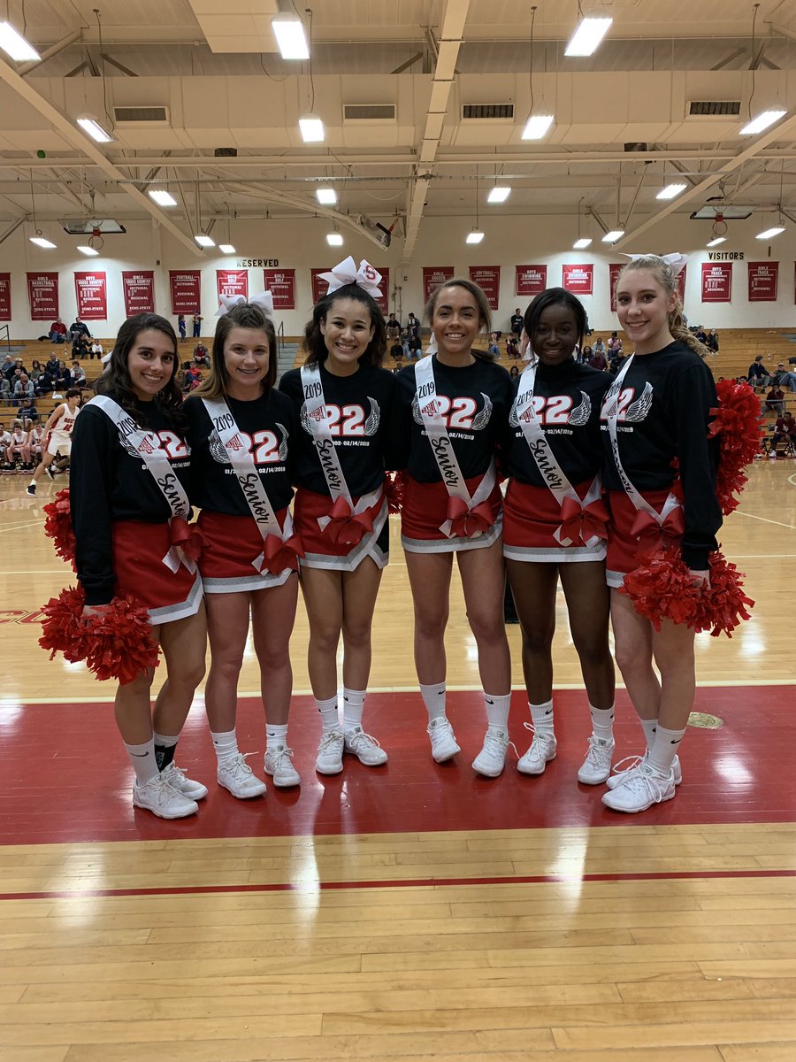 WE LOVE OUR SENIORS!!