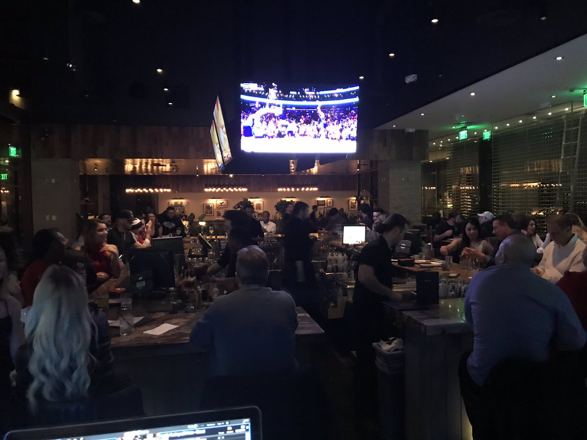 DJSteveRivera's tweet photo. It’s that time of the week!!! Join me and the #EarlsGirls at @earlsrestaurant #Bellevue #thirstythursdays #preweekendfunk https://t.co/4PWLXSdh2L