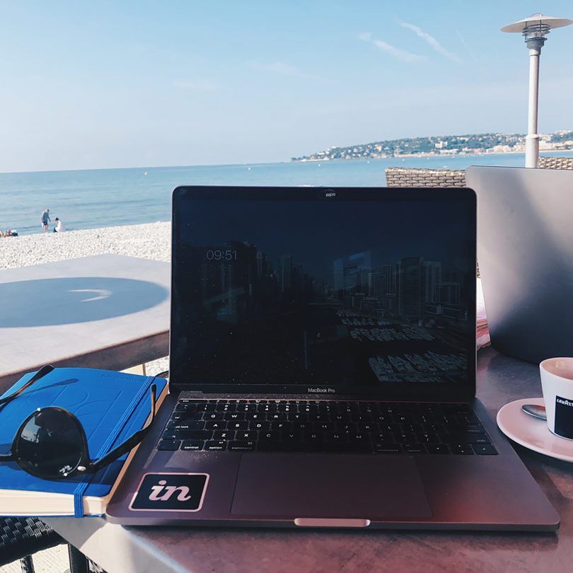 AnksImage's tweet photo. Remote life: What’s it all about? https://t.co/R52g9TiQ14

#remotework https://t.co/D9ZhrijHkA