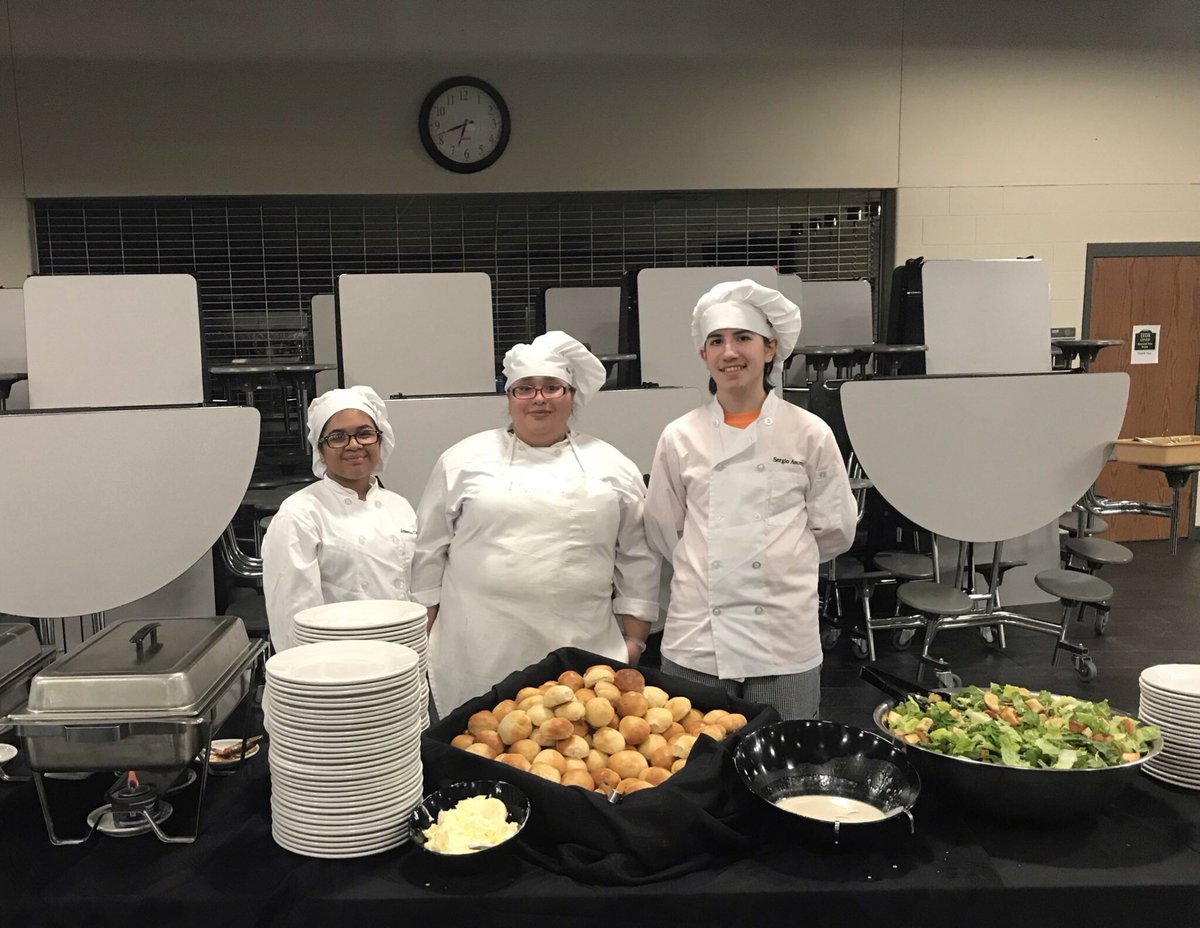 CWHS_ProAcademy's tweet photo. @cwhs_springisd hosted our @SpringISD_CTE Advisory Board Dinner this evening and our outstanding #Culinary students served up and excellent meal! #BelieveinSpring #CTE #CTEMonth #cwhs #SpringISD https://t.co/OUuVSgMJWc