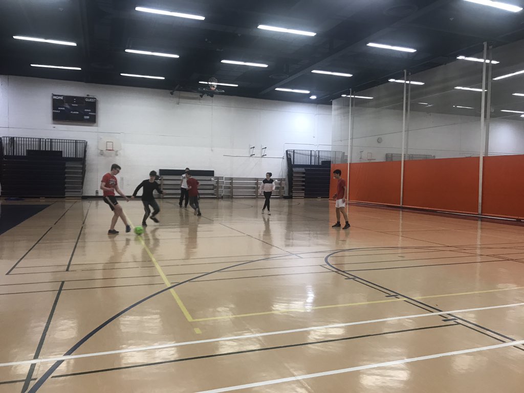 NNHS_SNHS's tweet photo. ¡FÚTBOL! ¡Lo tienes! ⚽️💪 https://t.co/DYFr1vTczO