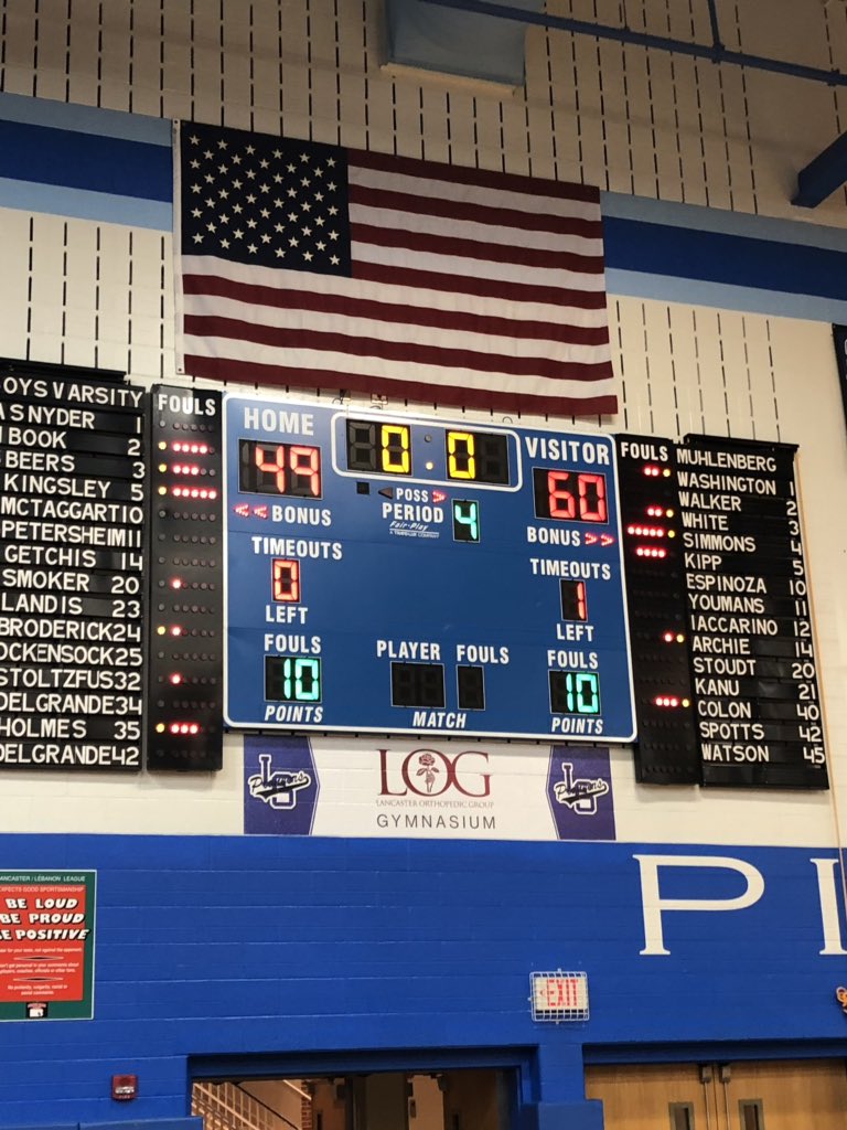 owlhoop44's tweet image. Witnessed 2 gentlemen talk to Mikai Washington after the game about his sportsmanship. They said “it didn’t go unnoticed &amp;amp; spoke volumes” in helping a Lampeter player up off the floor during play. #muhlpride @tyronenesby @MikeMish10 @ltsmorrison @hausmanjennifer