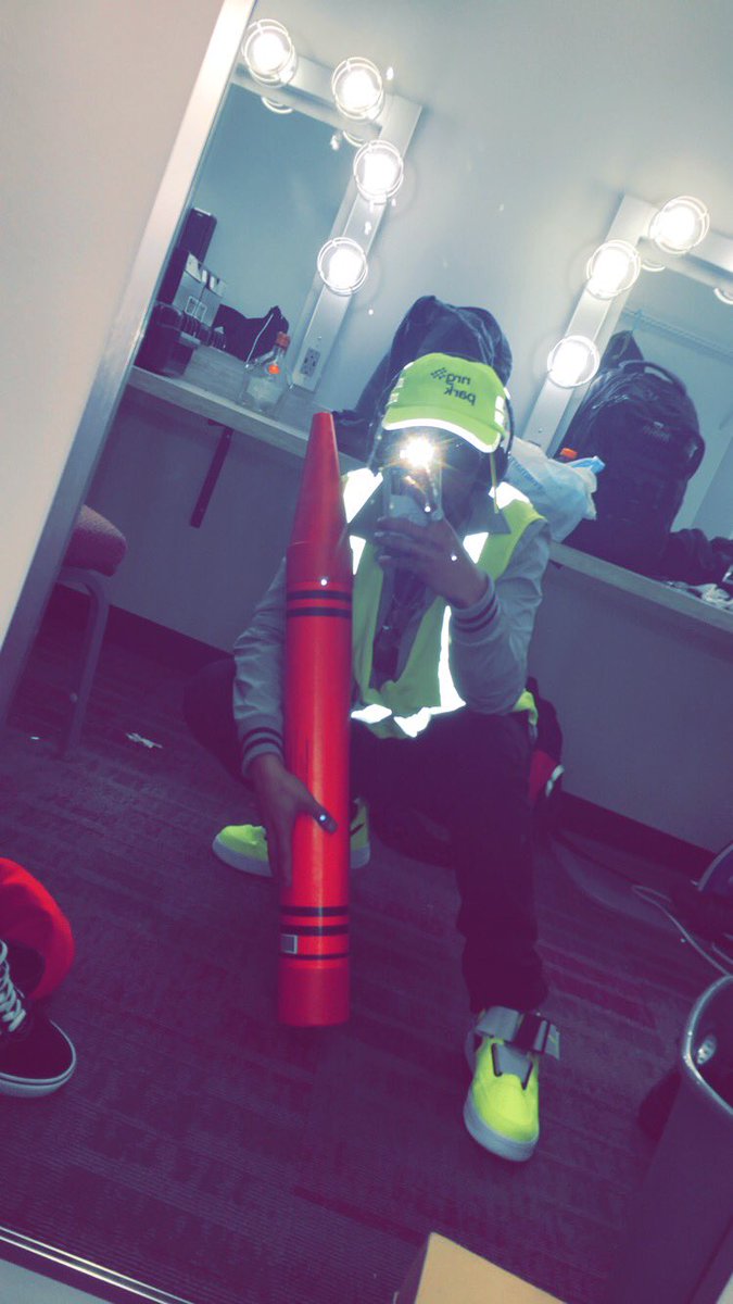 hurrikanekolby's tweet photo. ๐ฃ๐ฅ #TSUAPOLLO2K19 ๐ฅ๐ฃ SOOOOOOO....๐ for everyone saying they couldn't understand my lyrics tonight ๐คท๐พโโ๏ธ๐
โข
#HiveGang ๐
โข
https://t.co/OrjSP66roe https://t.co/IdU4NhW3gm