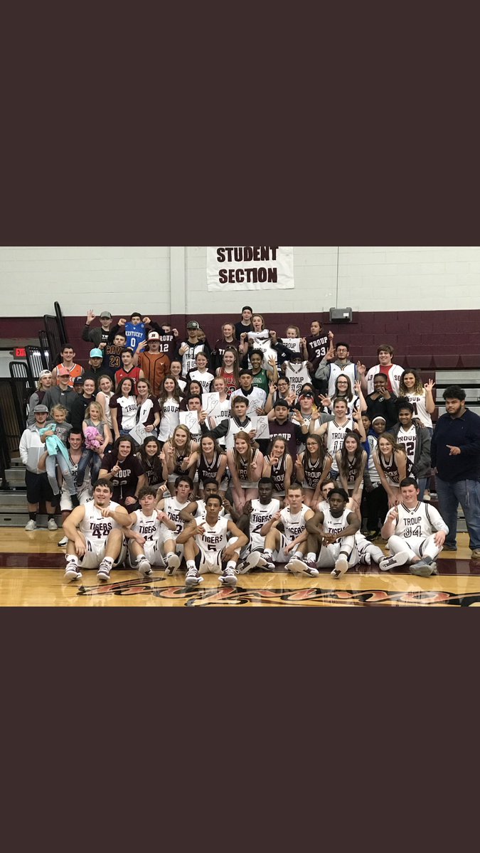 Coach_MGilliam's tweet photo. Great season boys! Never forget all of the memories you have had throughout your career as a Troup Tiger! It was a great ride gonna miss it.🏀 #TigerPrideNeverDies https://t.co/vj7X5Whd0t