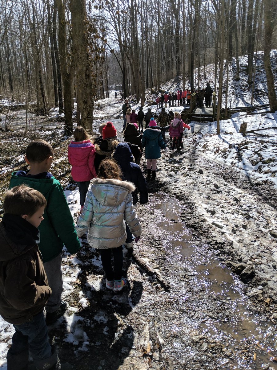 mrslawrence2nd's tweet photo. Such an amazing day hiking through the woods and learning about how syurp is made! A little mud can't stop our learning 🙂🥞 #arrowoodbucs @arrowoodbucs  @XeniaSchools  @GCParksTrails #MyOhioClassroom https://t.co/2TCdfKsHU1
