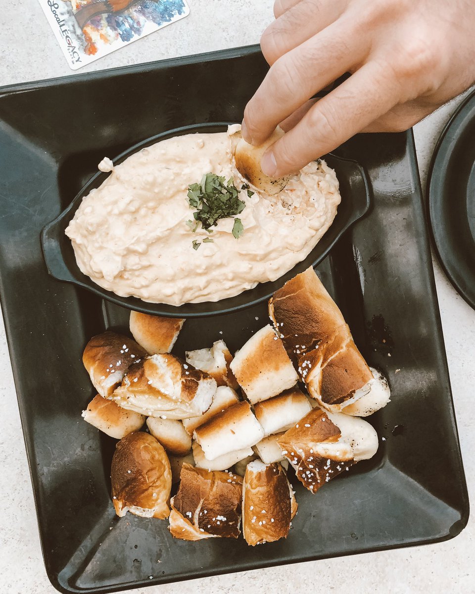 LocalLegacyICT's tweet image. Love you to pizzas. 🍕 Free dessert pizza with your #LocalLegacy card @WichitaBrew! *with purchase of 2 entrees