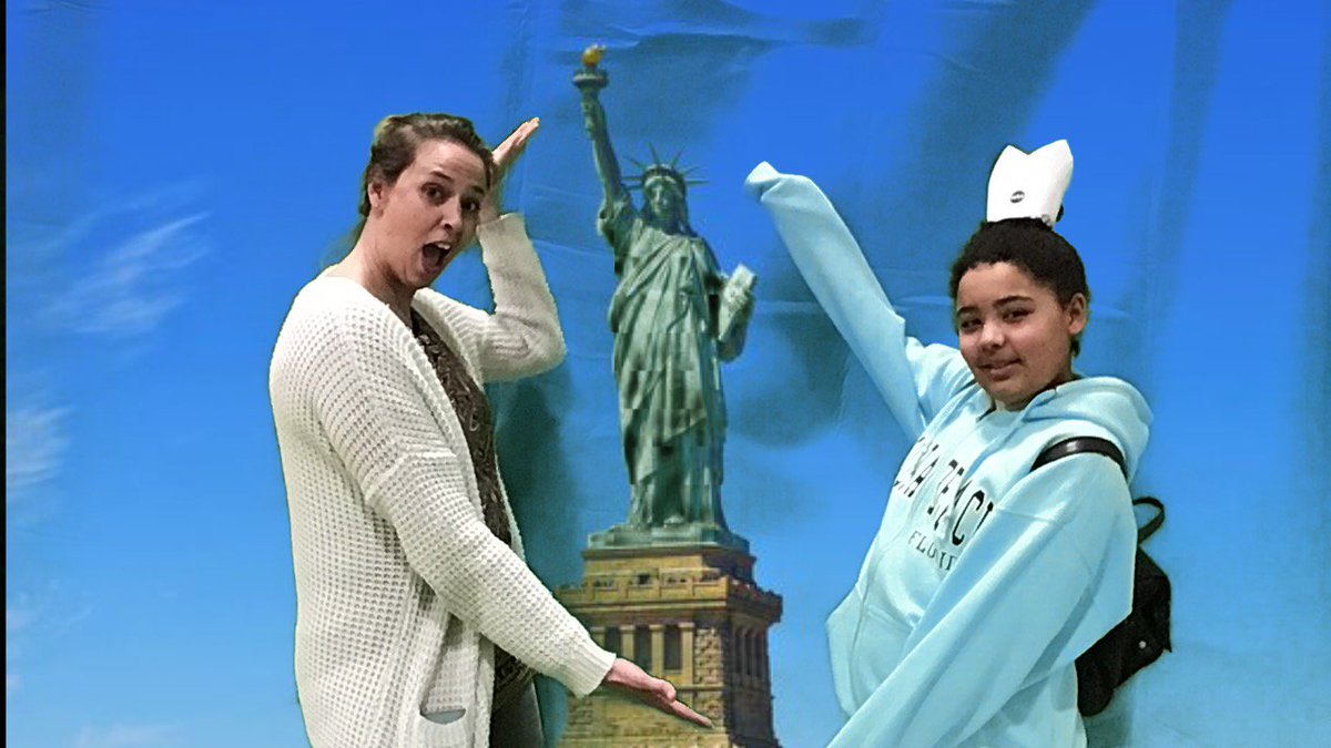 3 of 5: Thanks for visiting the Green Screen booth at RMS STEM Night 2019! We hope you enjoyed learning more about <a href="/DoInkTweets/">DoInk Tweets</a> technology! Enjoy your photos from around the world! <a href="/RMSortn/">Robertsville Middle</a> <a href="/ORSchools/">Oak Ridge Schools</a>
