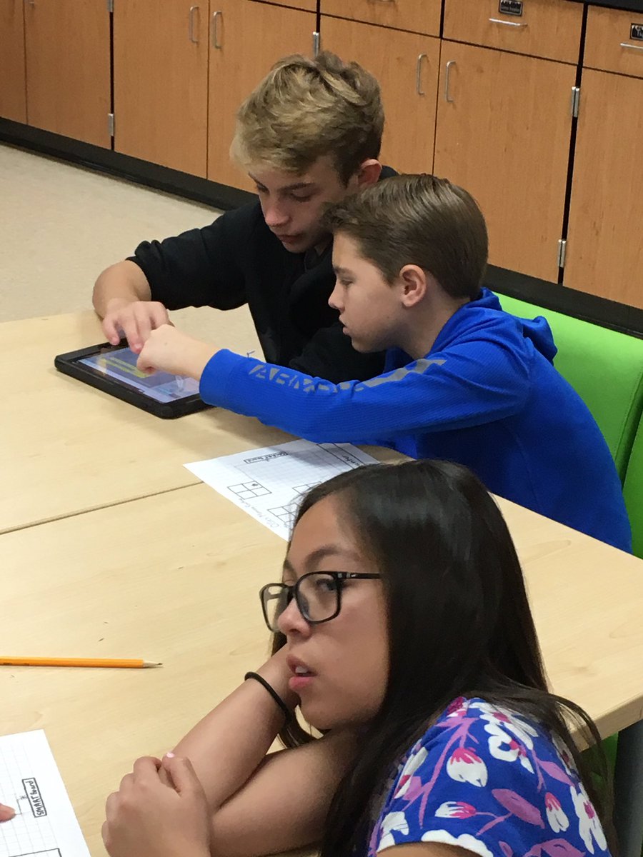 MillerSciSpdway's tweet photo. On assembly weeks we STEM it up on Thursday! Fourth and fifth graders coded @Ozobot using Ozoblockly! #STEMLovers #TallyBEST #KISDBEST https://t.co/TYFO8Z4SXw