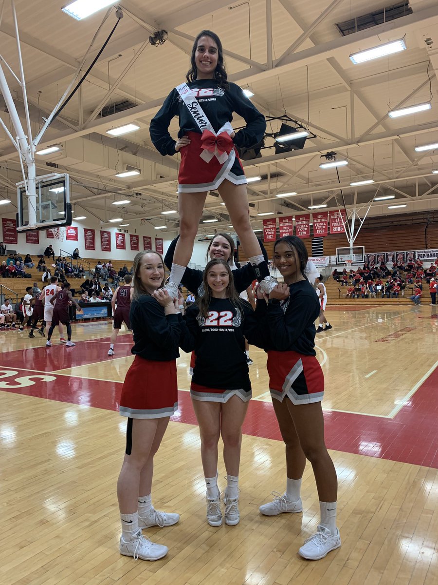 senior night ❤️🖤❤️🖤