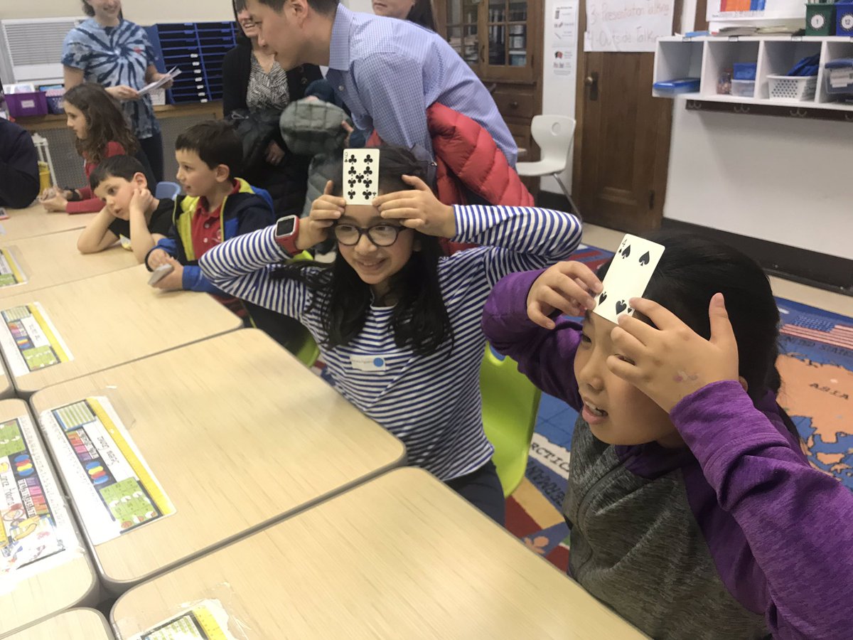 sandrajill7's tweet image. Thanks to our AMAZING staff for a great Math Night!  Our students had fun learning. #spsmind @StrawberryIB