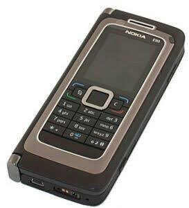 Dominication's tweet image. The resemblance is uncanny. #SamsungGalaxyFold #TechTak #Nokia