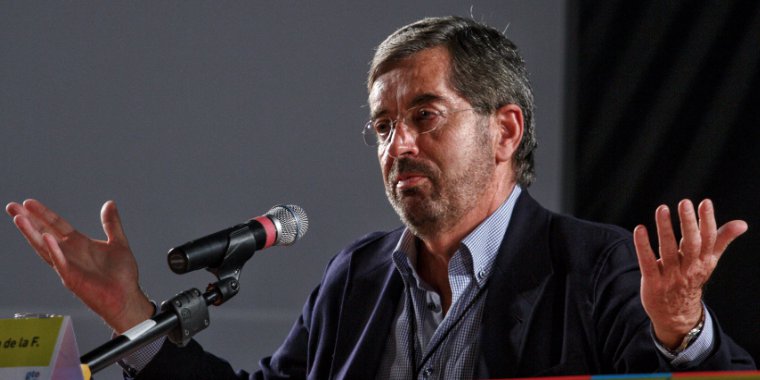 politicomx's tweet photo. #México respetará #muro, según Juan Ramón de la Fuente.
El representante ante la ONU puntualizó que el proyecto fronterizo es una "decisión de política interna" de #EUA. https://t.co/oW7xuBuFZw https://t.co/YWkR0iYql7