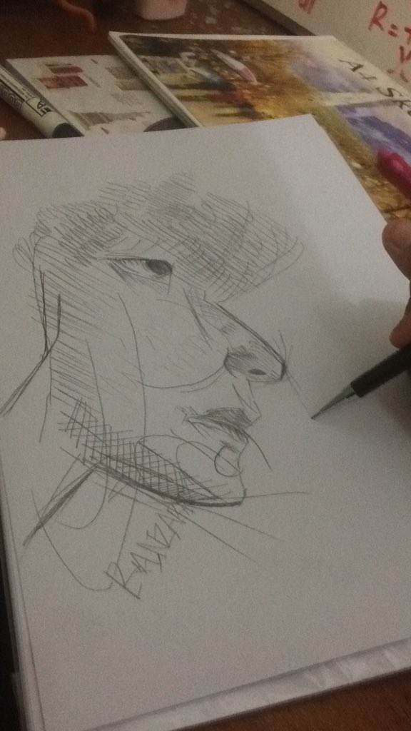 ranizasss's tweet photo. kim taehyungπππ #skechbook #btsfanart #BTSARMY #armyid #taehyung #btstaehyung @BTS_twt https://t.co/FwOqmlDrkF