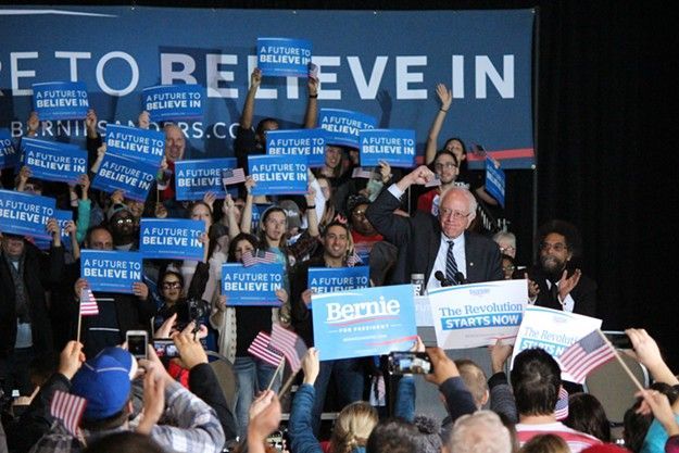sevendaysvt's tweet image. Bernie Sanders raised $4 million on day one of his presidential campaign 7dvt.co/2V7ZpNw #vtpoli