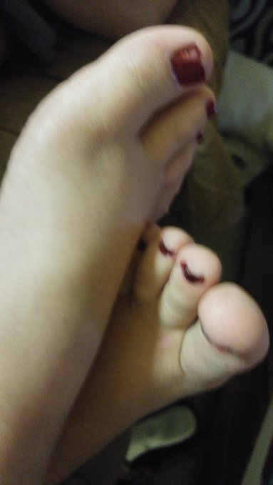 Kissable Toes~ #Arches #feet #tinytoes https://t.co/fgmEy4VGDj<a href="/tag/arches"class="tags">#Arches</a><a href="/tag/feet"class="tags">#feet</a><a href="/tag/tinytoes"class="tags">#tinytoes</a>