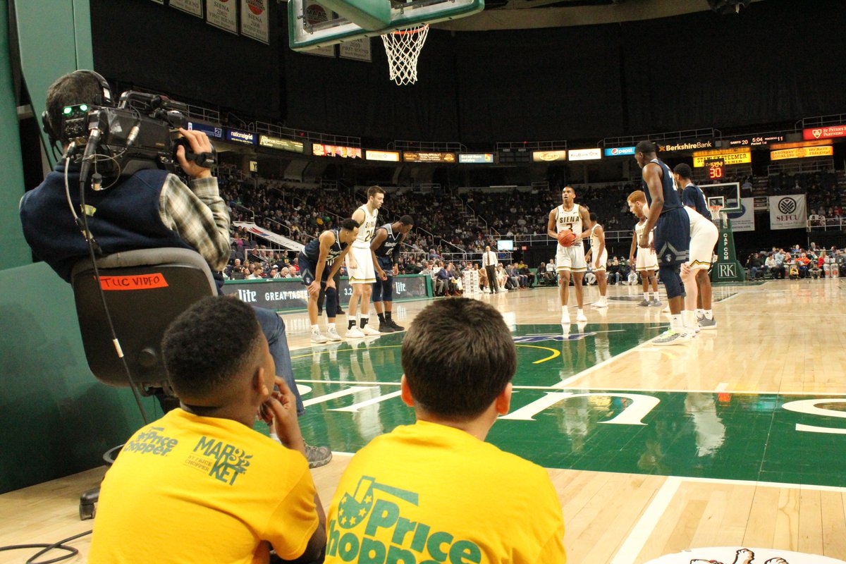 VanCorlaer's tweet photo. Two Van Corlaer 5th Graders were fortunate to be ball-boys at tonight's Siena Men's Basketball game at the Times Union Center.  @SCSchools https://t.co/FmjSSosfqV