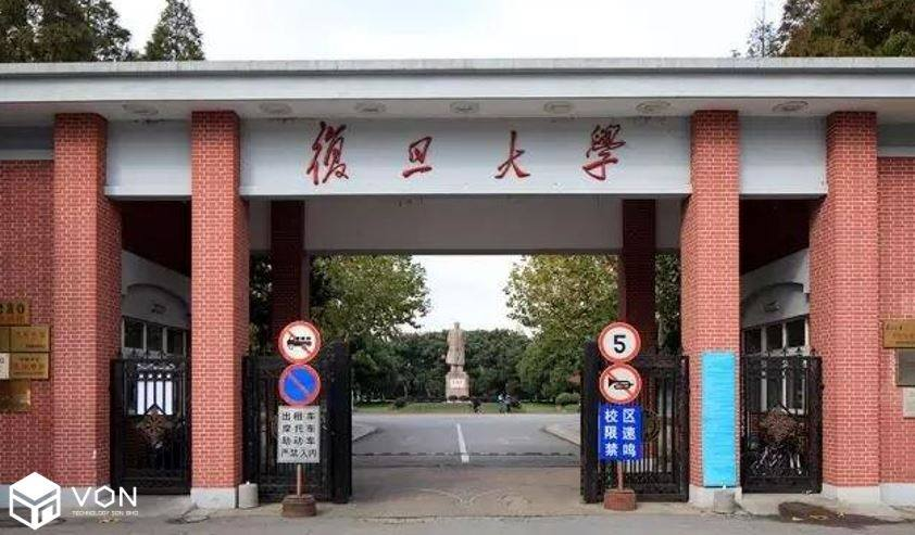 vonblockchain's tweet photo. 上海市区块链工程技术中心在复旦大学成立
FULL on Facebook: https://t.co/uzlCZOTjmF
#VON #Tech #VONTechnology https://t.co/kriZEBjhaW