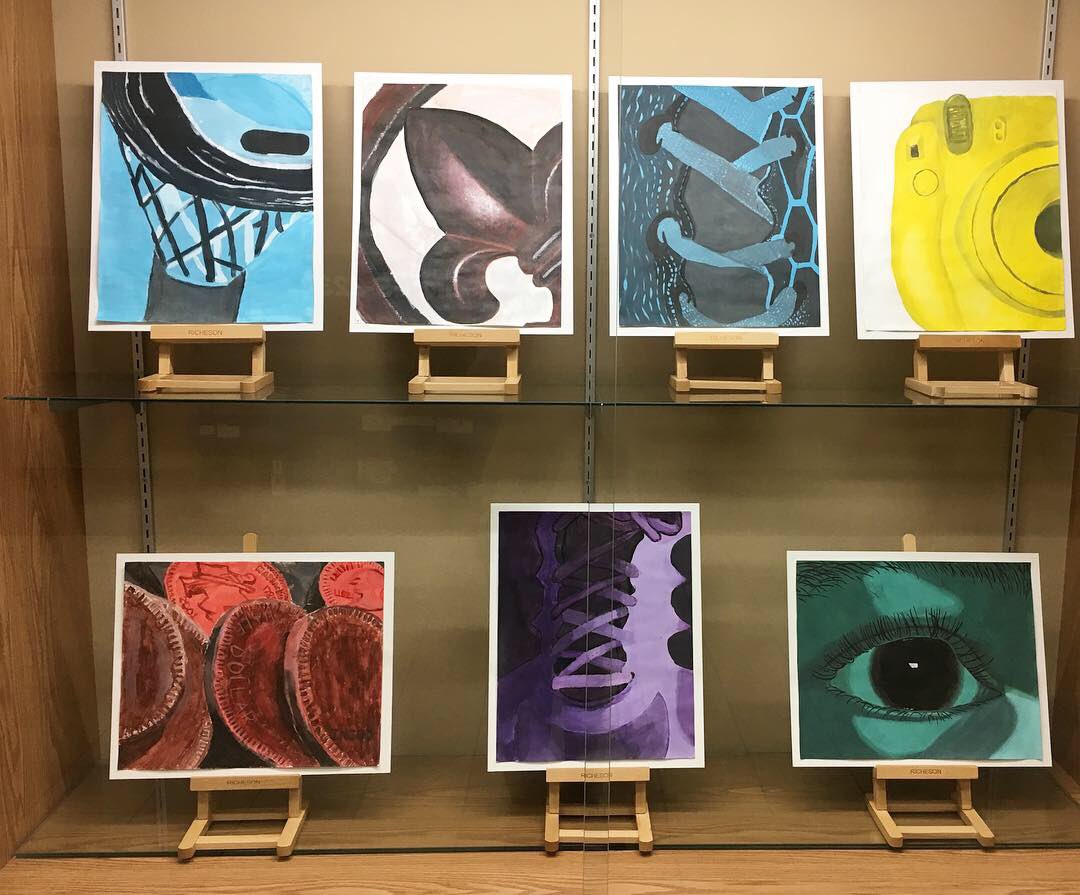 FulshearHS_art's tweet photo. Some new, beautiful work in the display cases from #art1 🎨#monochromatic #painting #chargerartists #cfhsart @LamarConsPVA @Fulshear_HS https://t.co/KgB7NVhP5P