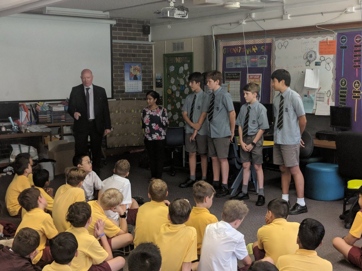 CroydonPS's tweet photo. "How much homework will we get in Year 7?"
"Do we get lockers?"
"What subjects will we do?"
The principal, year adviser and some year 8 students from Ashfield Boys High School (including an ex-CPS student) visited today to answer questions from our stage 3 Ss about high school. https://t.co/MtwMRPSwVz